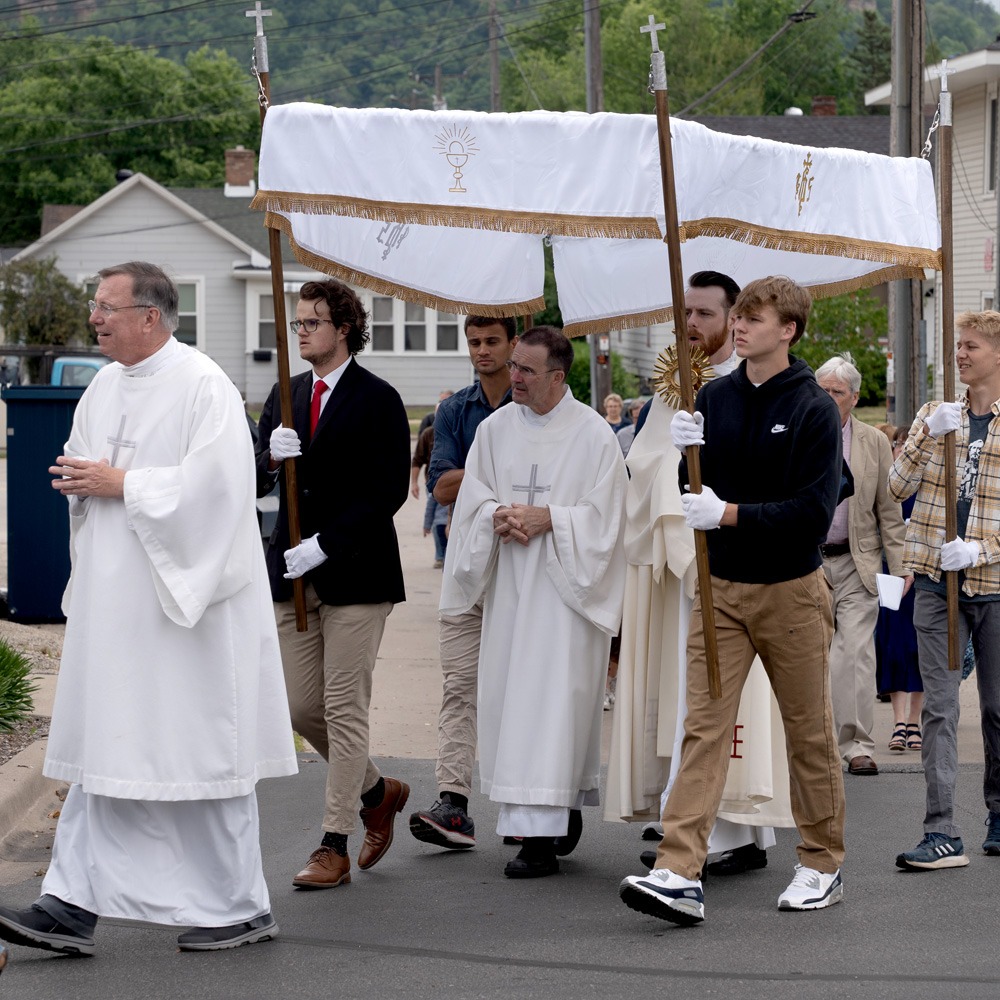 Communications Diocese of La Crosse